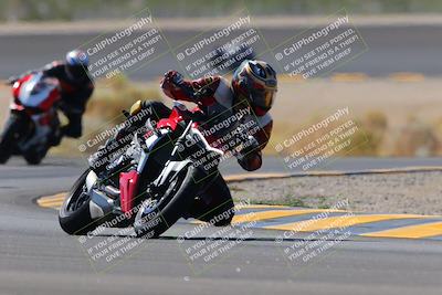 media/Oct-08-2022-SoCal Trackdays (Sat) [[1fc3beec89]]/Turn 14 (1050am)/